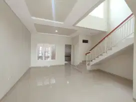 Dijual rumah manyar tirtoyoso