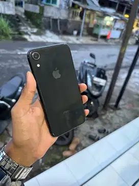 Iphone Xr 64 Xl Only