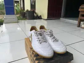 Sepatu Bola Ortuseight Mirage Fg Uk 41