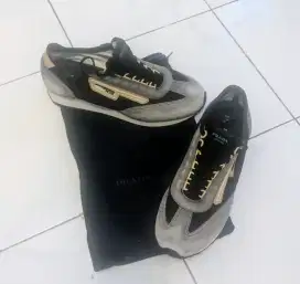 Sepatu PRADA Milano Made In Italy