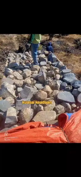 Batu belah batu pondasi