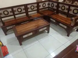 Kursi sudut minimalis