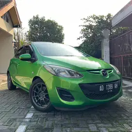 Mazda 2 M/T CBU