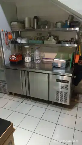 Perlengkapan Peralatan buat  Cafe