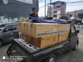 Mobil pickup untuk pindahan barang