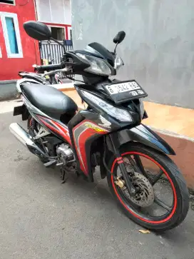 Honda Blade Gress tahun 2012 pajak hidup