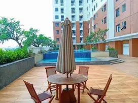 Sewa Apartemen Lagoon Resot Bekasi Timur Betos Full Wall Piper