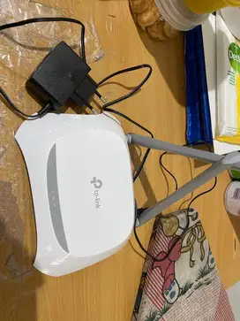 Tp link TL WR840N wireless router / repeater
