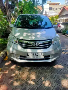 HONDA FREED 1.5 MATIC 2013