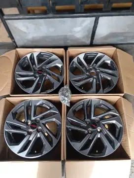 Velg oem original Toyota Yaris Heykers