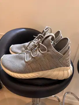 Sepatu Adidas Original