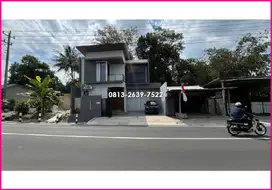 Modern Industrial Rumah di Barat Jl Kaliurang Km 9