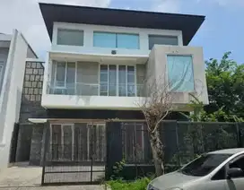 murah San Antonio Pakuwon city dkt San Diego, Villa royal, long beach