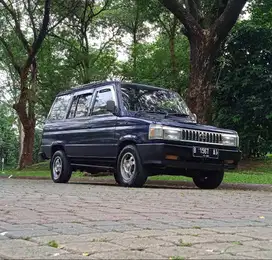 DI JUAL TOYOTA KIJANG SUPER 1989