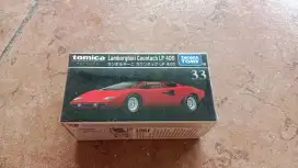 Tomica Premium 33 Lamborghini Countach LP 400