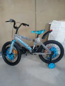 SEPEDA ANAK
SEPEDA 18
SEPEDA BMX
BMX
SEPEDA BMX ANAK
SEPEDA ANAK COWOK