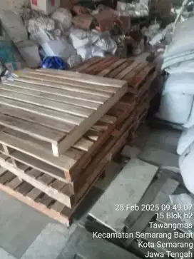 Palet kayu , paking dan box kayu, krat