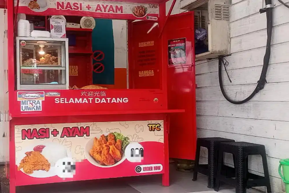 Crew outlet ayam geprek