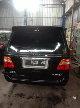 Di jual kijang lgx metick 2003 masih ori