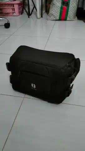 Tas kamera second jarang dipakai