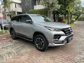 Fortuner VRZ GR Sport Tetradrive 4X4 Matic 2022 Diesel AB Tgn1