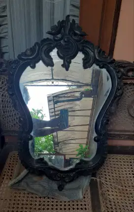 Cermin Ukir Kayu Jati Bekas