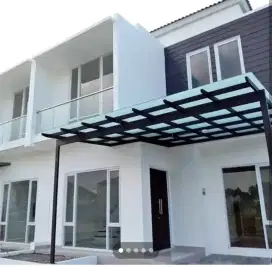 Kanopi kaca mewah