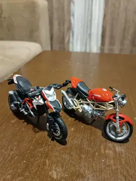 Preloved jual cepat mainan diecast motor shell take all