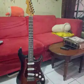 Guitar vintage top kondisi