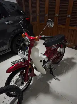 Honda C70 Orian