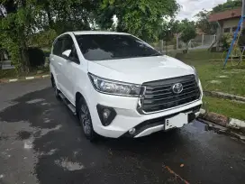 Innova Reborn Diesel AT 2024