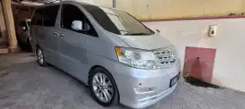 Toyota Alphard 3.0 AT