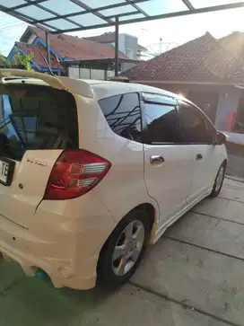 Honda Jazz 2010 Bensin