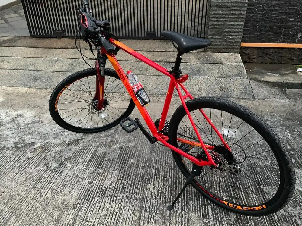 Sepeda Polygon Heist 2 - Merah Kondisi Sangat Bagus Murah