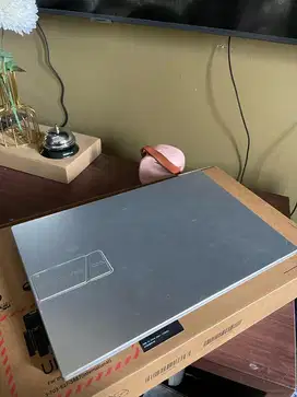 Asus Vivobook A1404