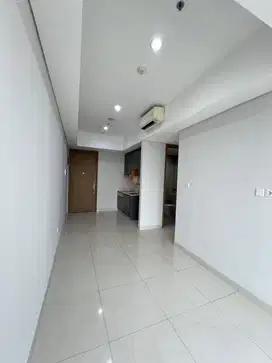 disewakan 3 bedroom semi furnish taman anggrek residence