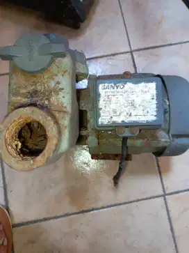 POMPA AIR SANYO