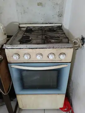 Paket Kompor Oven, Microwave Oven, Dan Vacuum Lantai Robot