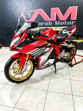 CBR 250 2cilinder ABS SP km 8rb joss. Anugerah Motor rungkut tengah 81