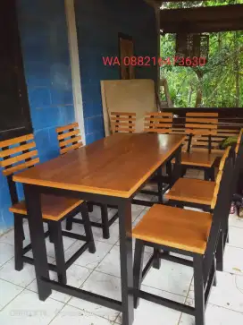 Meja kursi cafe dan makan warteg