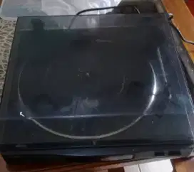 Pemutar piringan hitam turntable sony PS LX49p