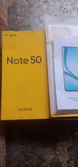 Kardus hp realme note