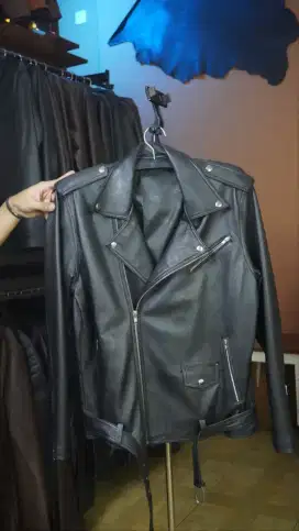 JAKET KULIT ASLI MODEL RAMONES BAHAN KULIT ASLI SUPER