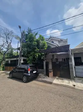 DISEWAKAN DAN DIJUAL RUMAH BINTARO PESANGGRAHAN JAKARTA SELATAN