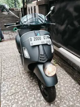 Vespa Sei Giorni GTV 300 CC 2023