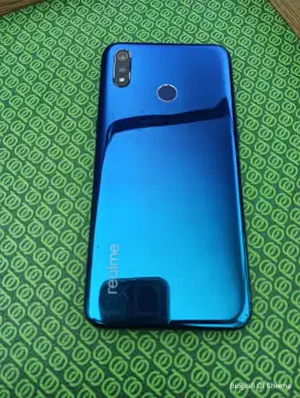 Realme 3 4/64GB warna biru