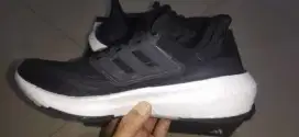 Adidas Ultraboost Light Women