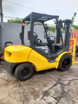 Forklift Komatsu 3 Ton,Tiang 3 Meter,Manual,FD30-17,Tahun 2017