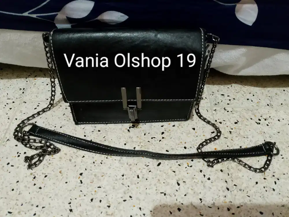 Tas Sling Monza Import