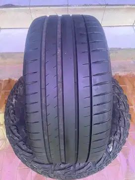 Ban Michelin Pilot Sport 4 245 40 r18 1pcs
